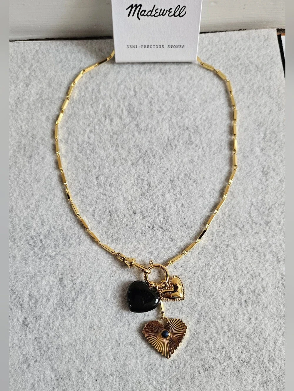 Madewell Engine Turned Lapis Heart Charm Necklace - Picture 2 of 14